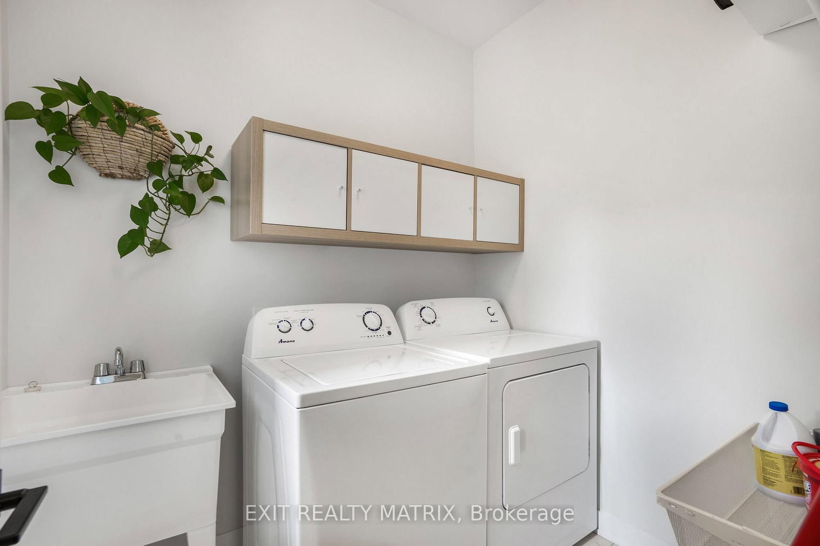 Detached House for sale at 1144 Avignon Street, Russell, Ontario, K0A 1W0 - Embrun - MLS: X12826538