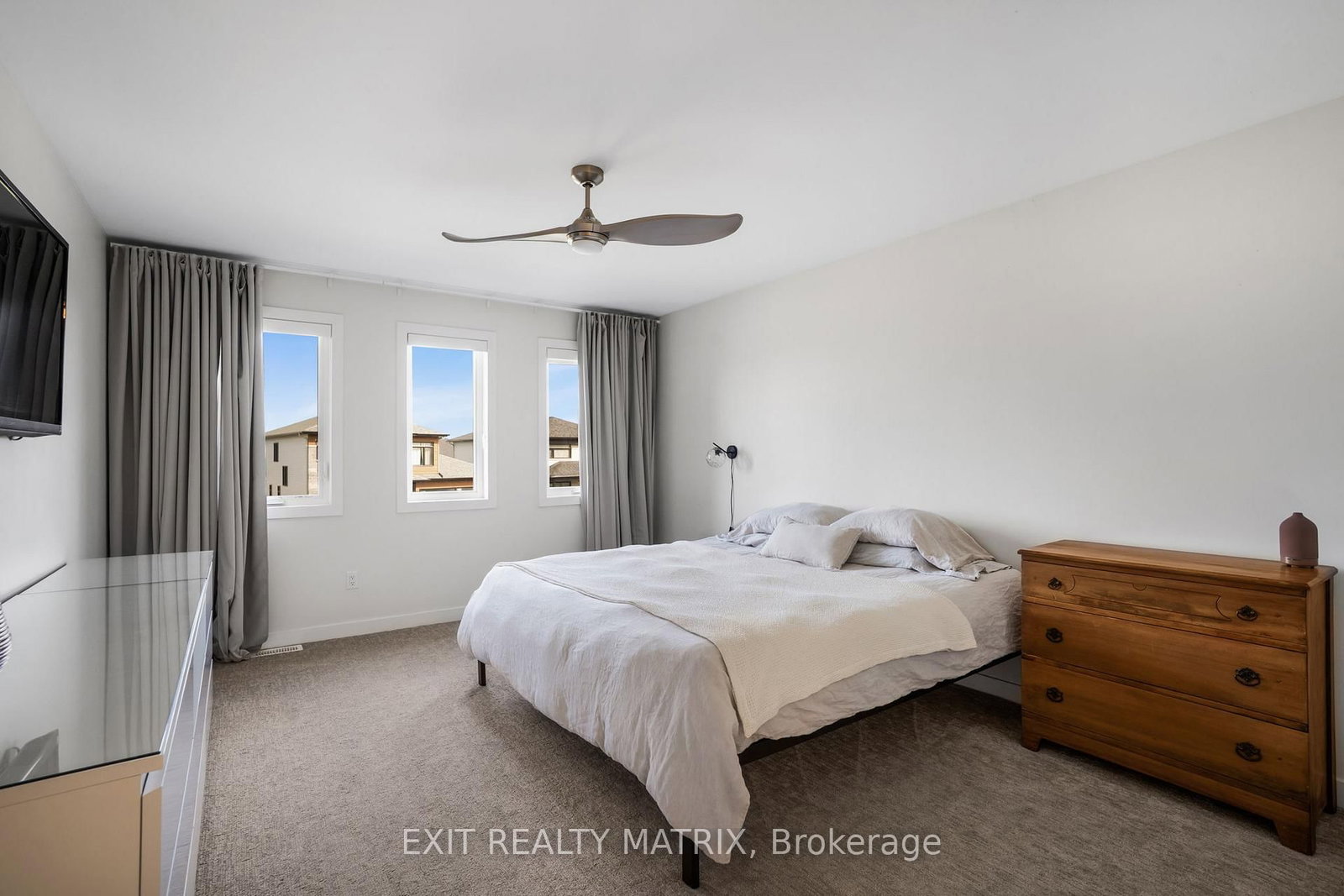 Detached House for sale at 1144 Avignon Street, Russell, Ontario, K0A 1W0 - Embrun - MLS: X12826538