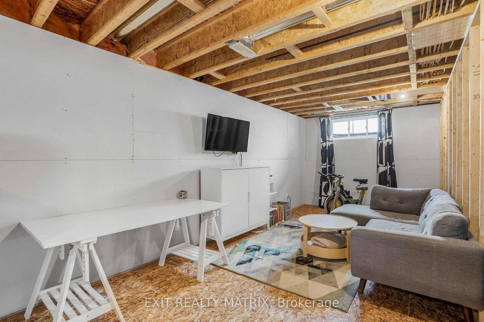 Detached House for sale at 1144 Avignon Street, Russell, Ontario, K0A 1W0 - Embrun - MLS: X12826538