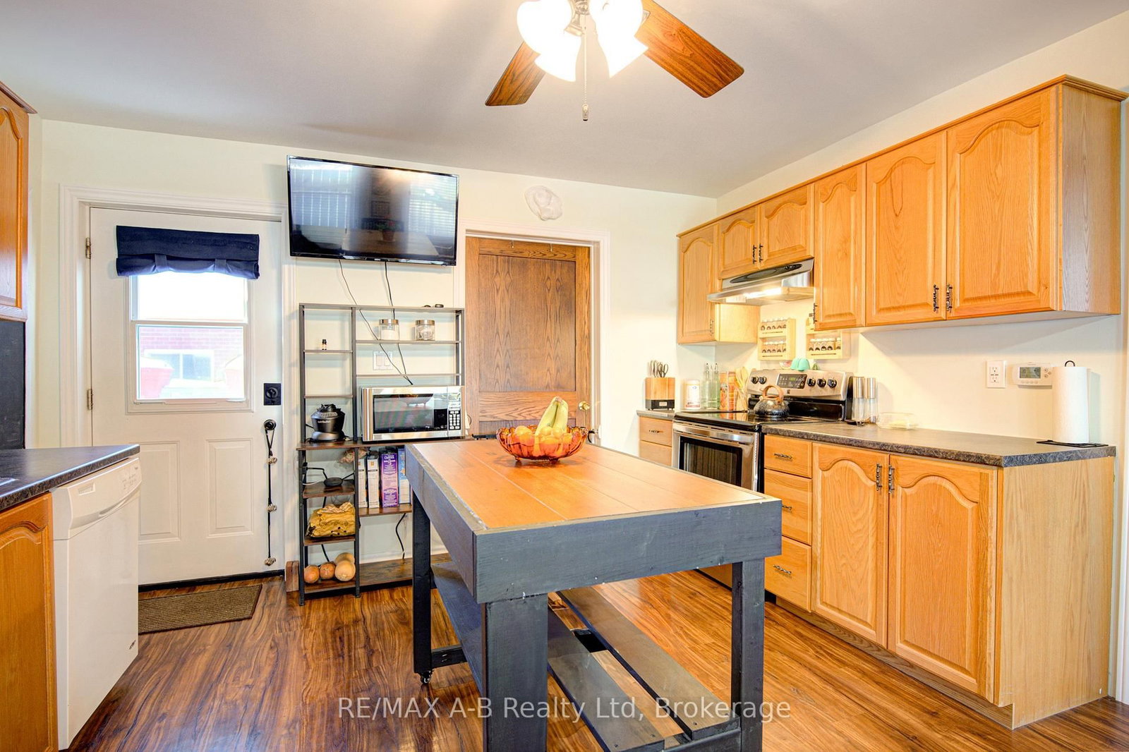 Detached House for sale at 40 Blenheim Street, West Perth, Ontario, N0K 1N0 - Mitchell - MLS: X12826764