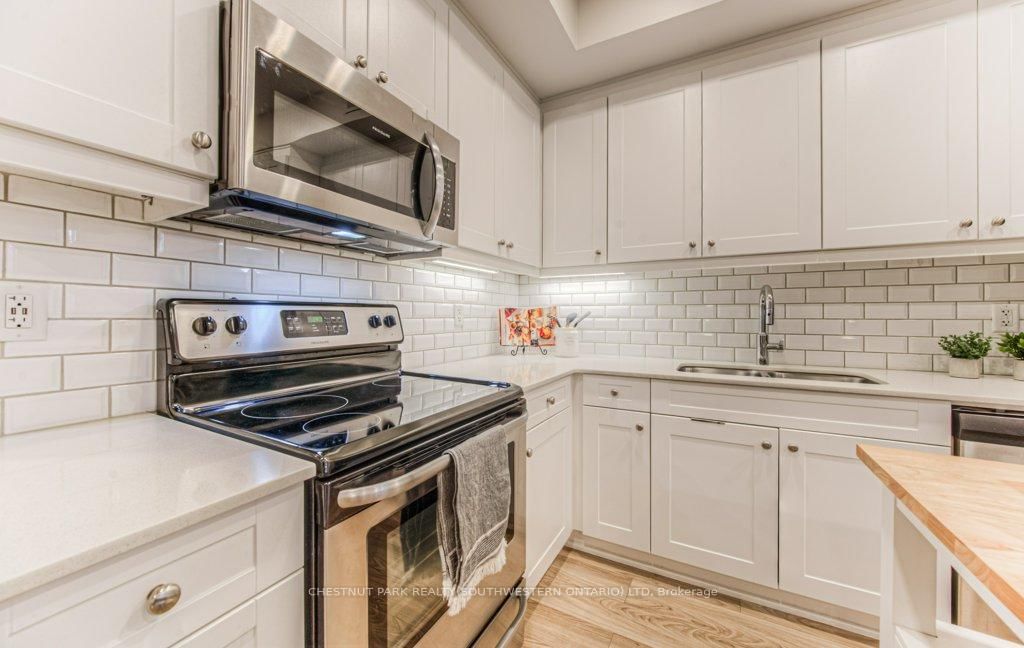 112 Union Street E, Unit A103 - Photo 11