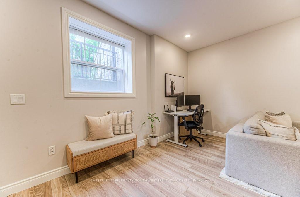 112 Union Street E, Unit A103 - Photo 14