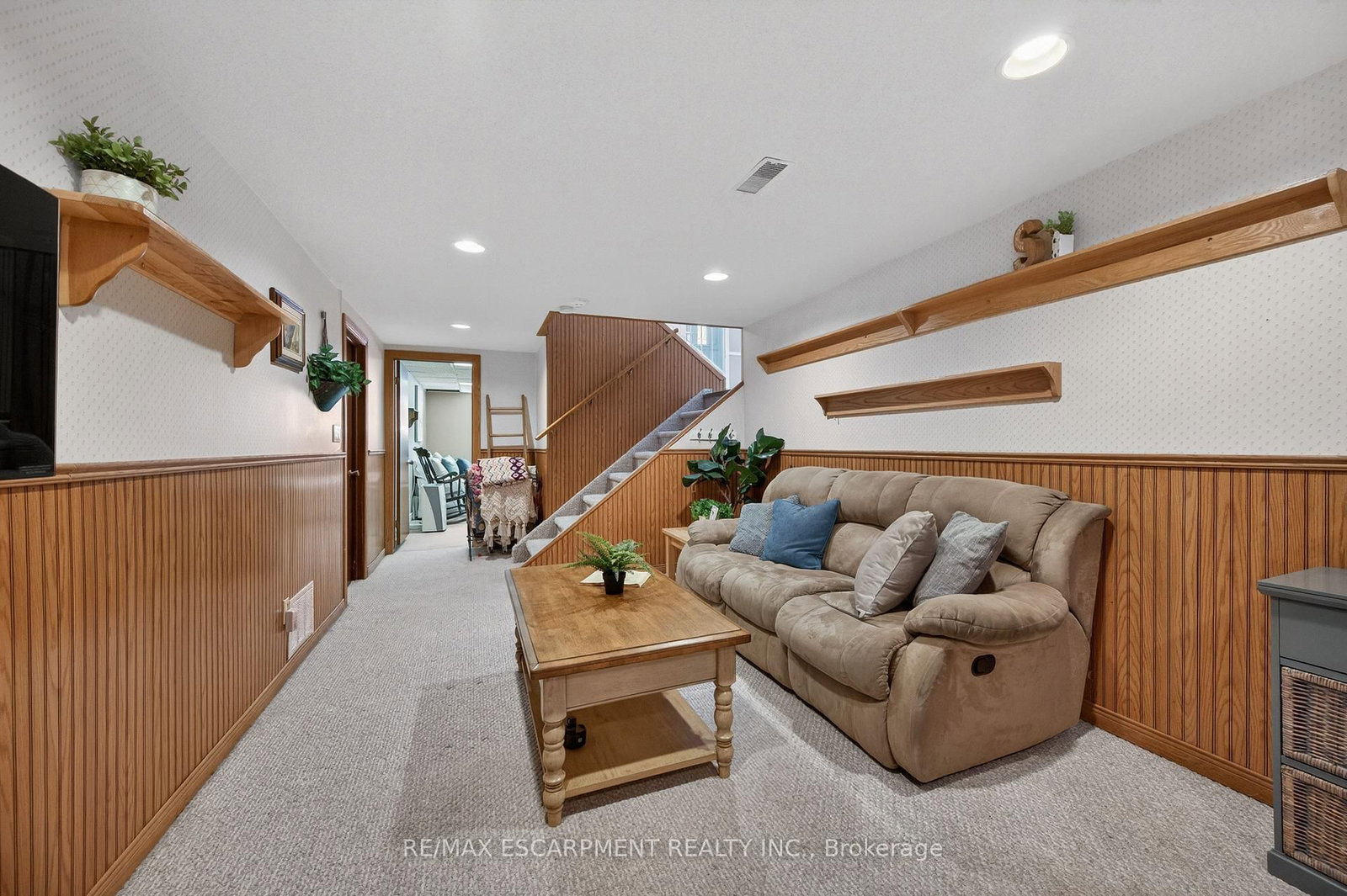 Detached House for sale at 789 Rymal Road, Hamilton, Ontario, L8W 1B6 - Eleanor - MLS: X12826948