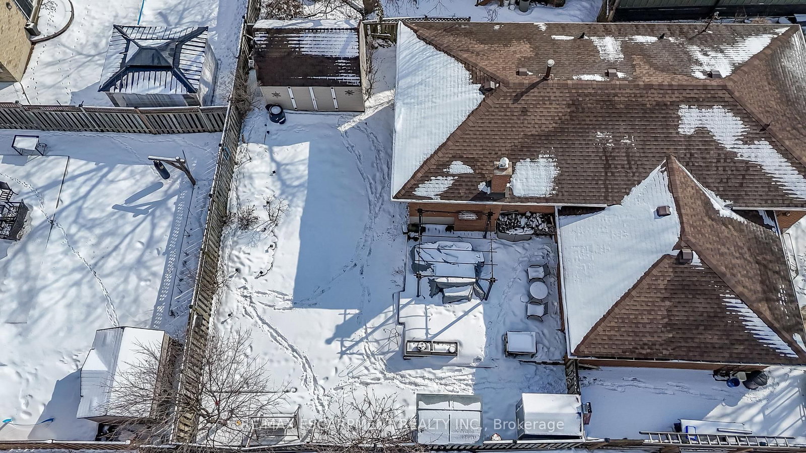 Detached House for sale at 789 Rymal Road, Hamilton, Ontario, L8W 1B6 - Eleanor - MLS: X12826948