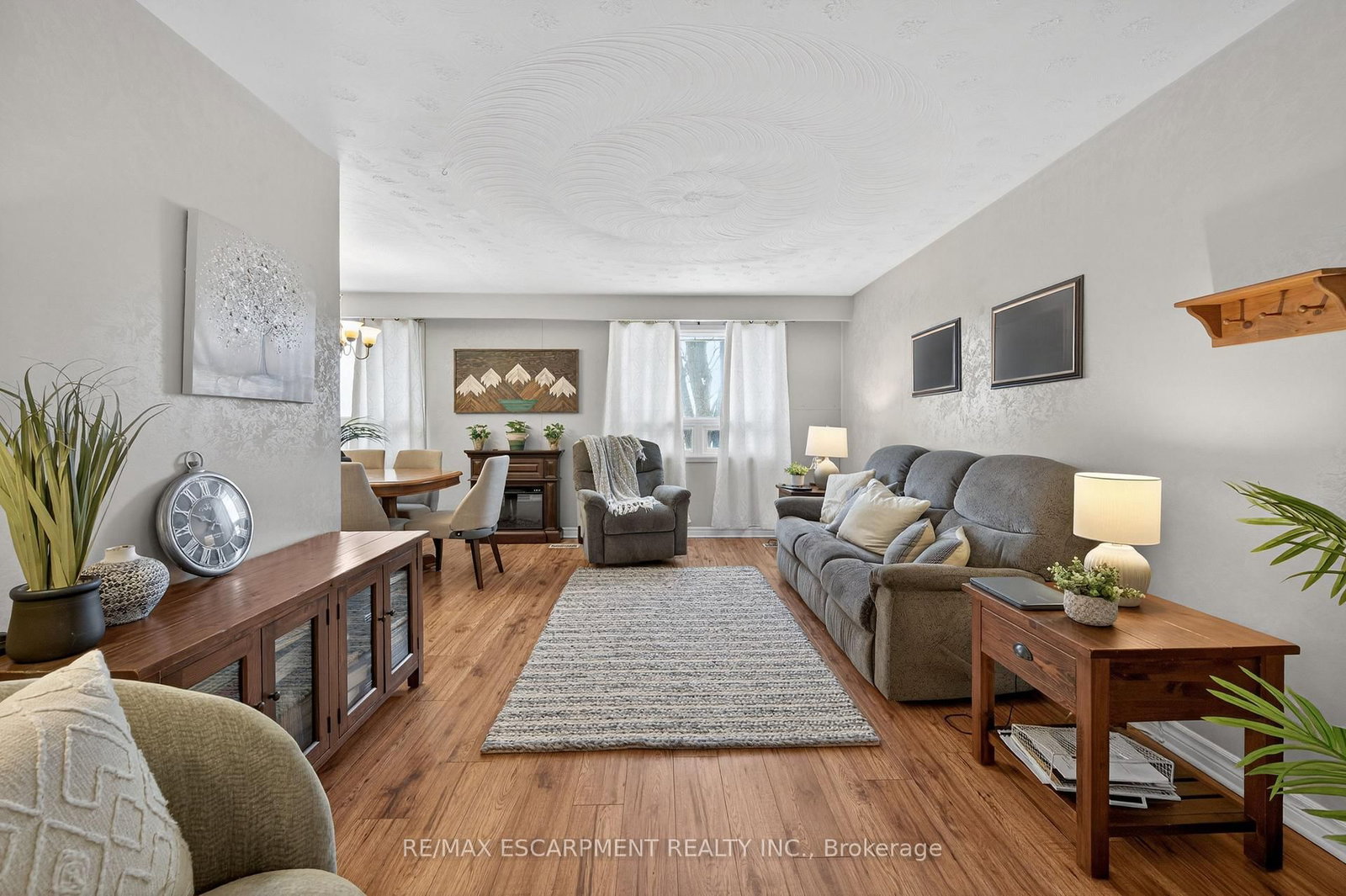 Detached House for sale at 789 Rymal Road, Hamilton, Ontario, L8W 1B6 - Eleanor - MLS: X12826948