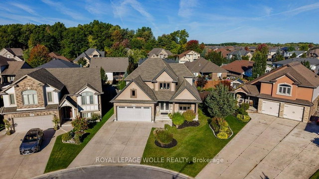 6379 Christopher Crescent