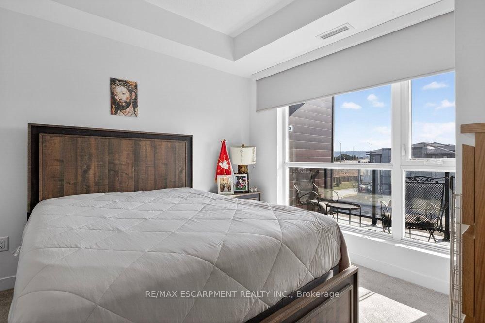 600 North Service Road, Unit 302 - Photo 6