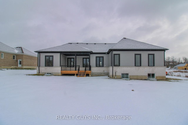 2424 GWENDOLYN Court