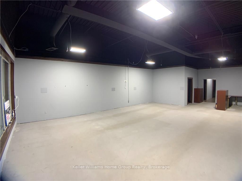 340 Woodlawn Road W, Unit 3 - Photo 2