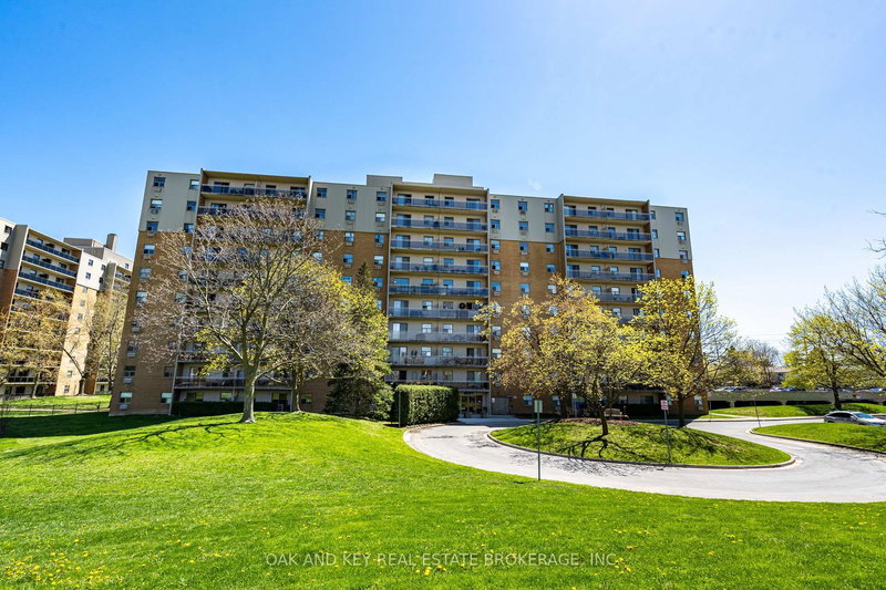 1007 - 931 WONDERLAND RD Rd S, London South, N6K 2X6 | Image 2