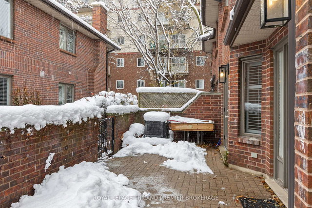 9 - 152 Albert Street