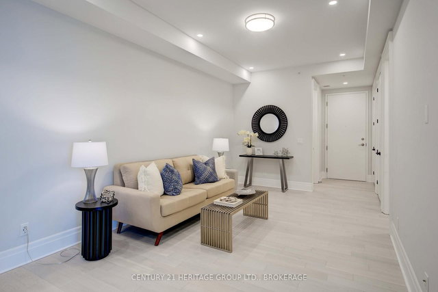 607 - 129 South Street