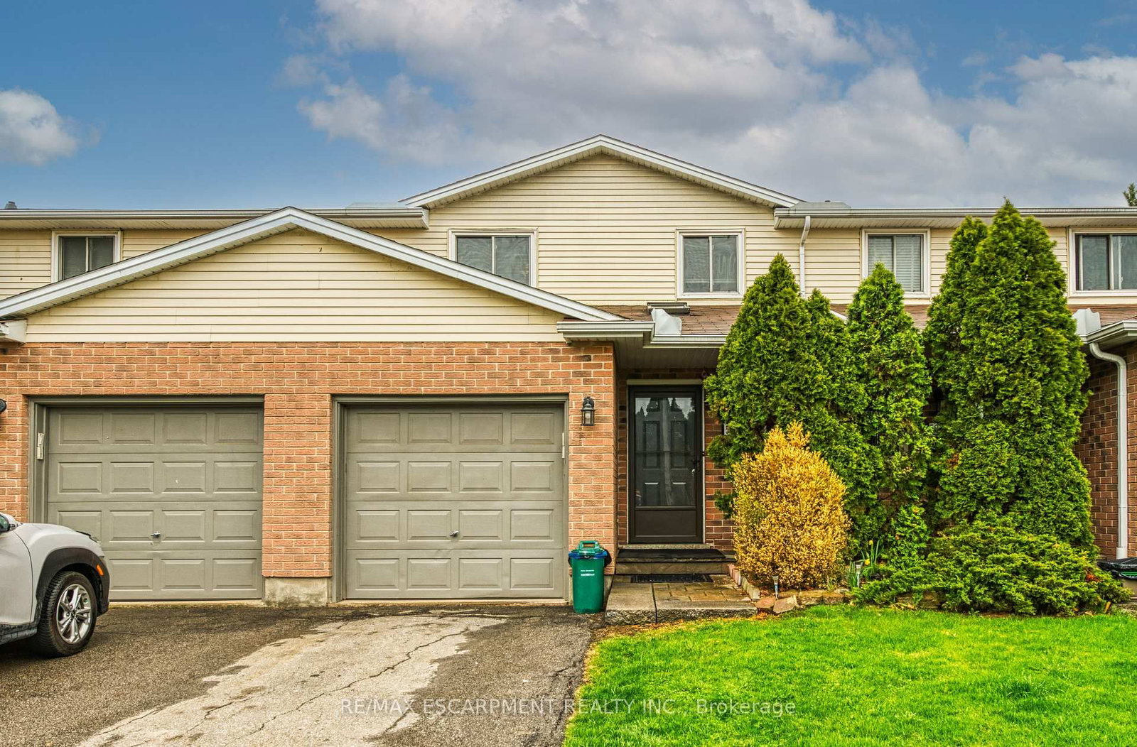 5016 Friesen Boulevard