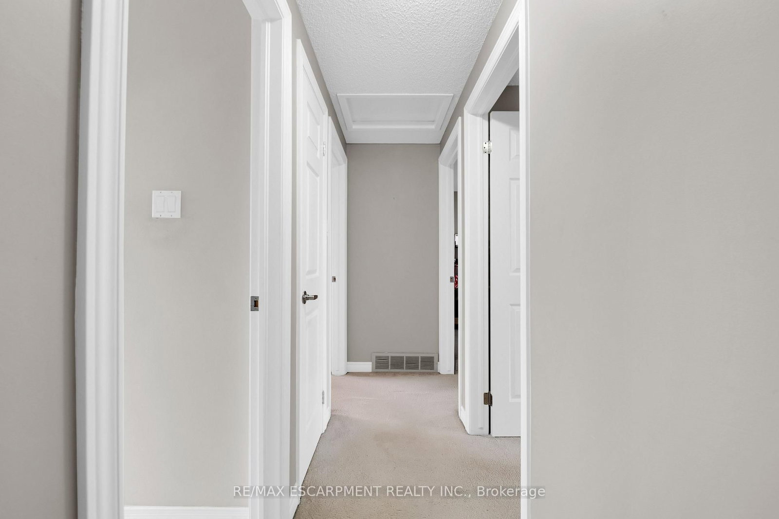 5016 Friesen Boulevard - Photo 24