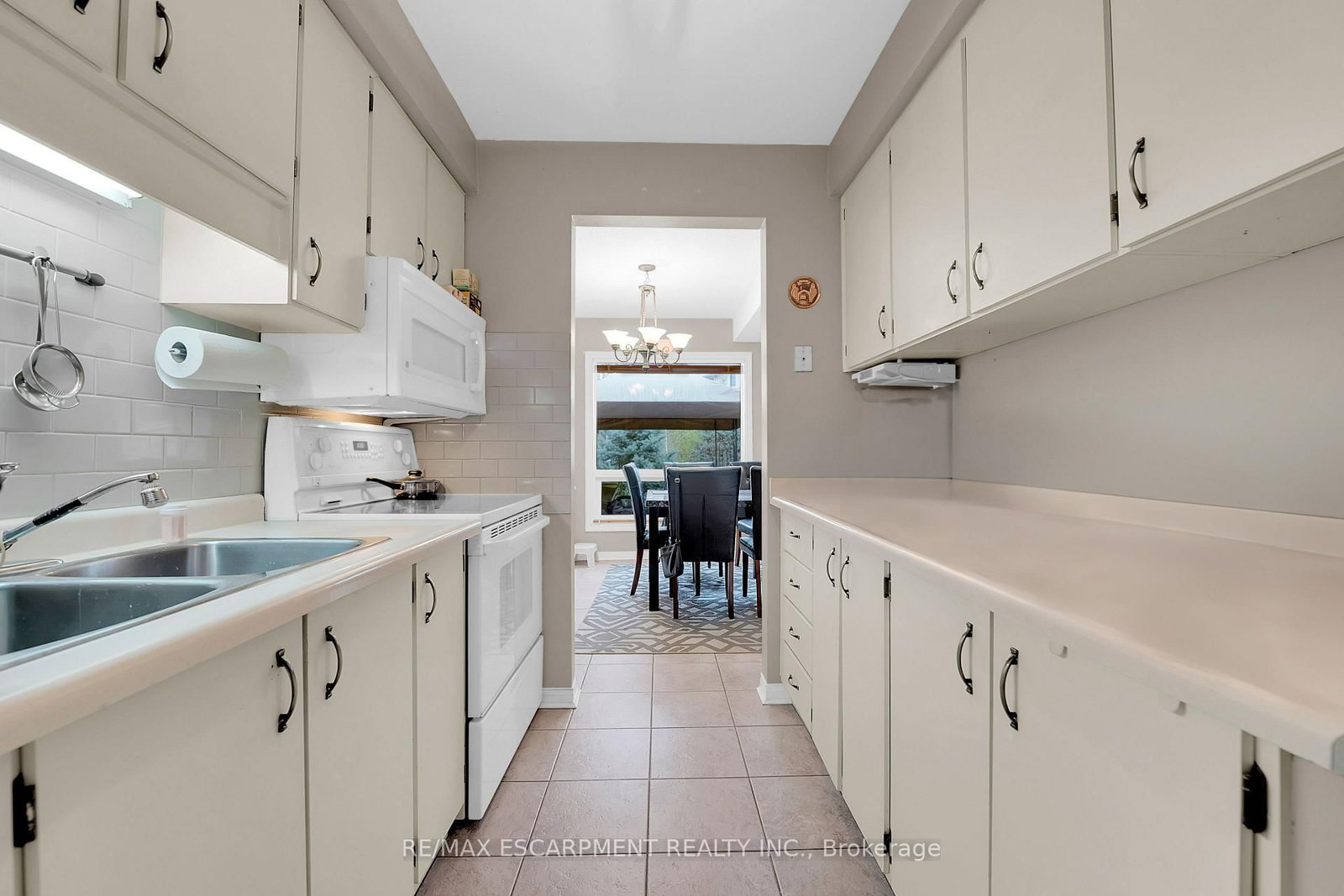 5016 Friesen Boulevard - Photo 5