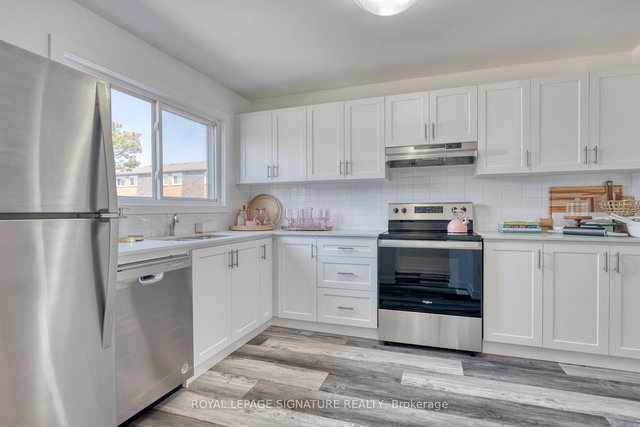 22 - 20 Anna Capri Drive