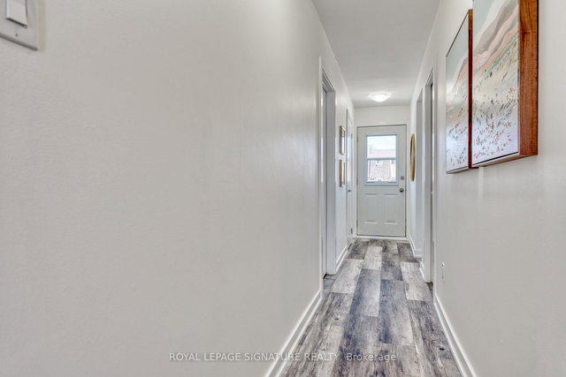 22 - 20 Anna Capri Drive