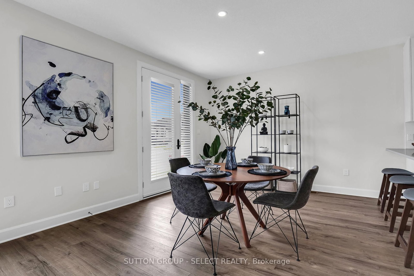 175 DOAN Drive • #203 • Middlesex Centre, ON photo 11