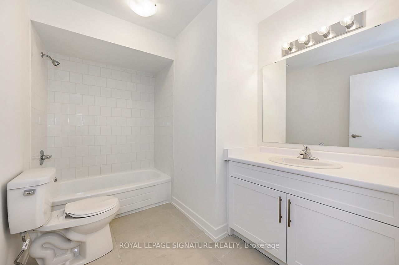 Townhouse for sale at 28 Woodman Drive, Hamilton, Ontario, L8H 2M5 - Kentley - MLS: X12828274