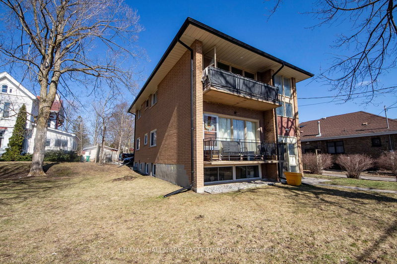 722 Chemong Rd, Peterborough, K9H 5Y9 | Image 2