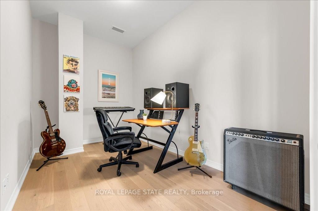 50 Murray Street W, Unit 301 - Photo 14