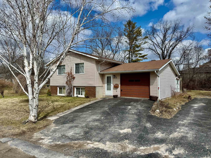 3 Champlain Street