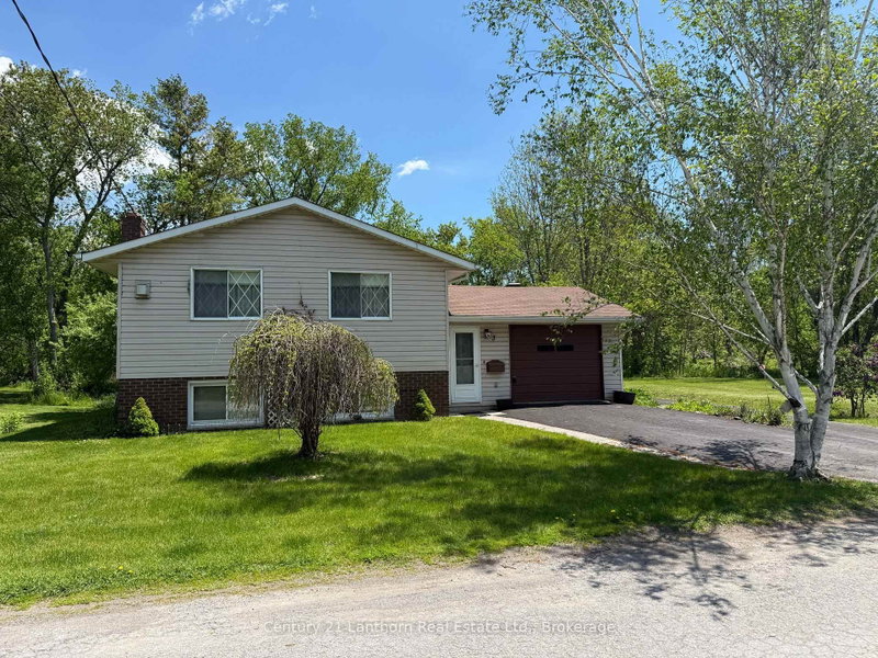 3 Champlain Street
