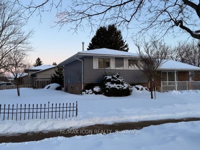 55 Gracefield Crescent