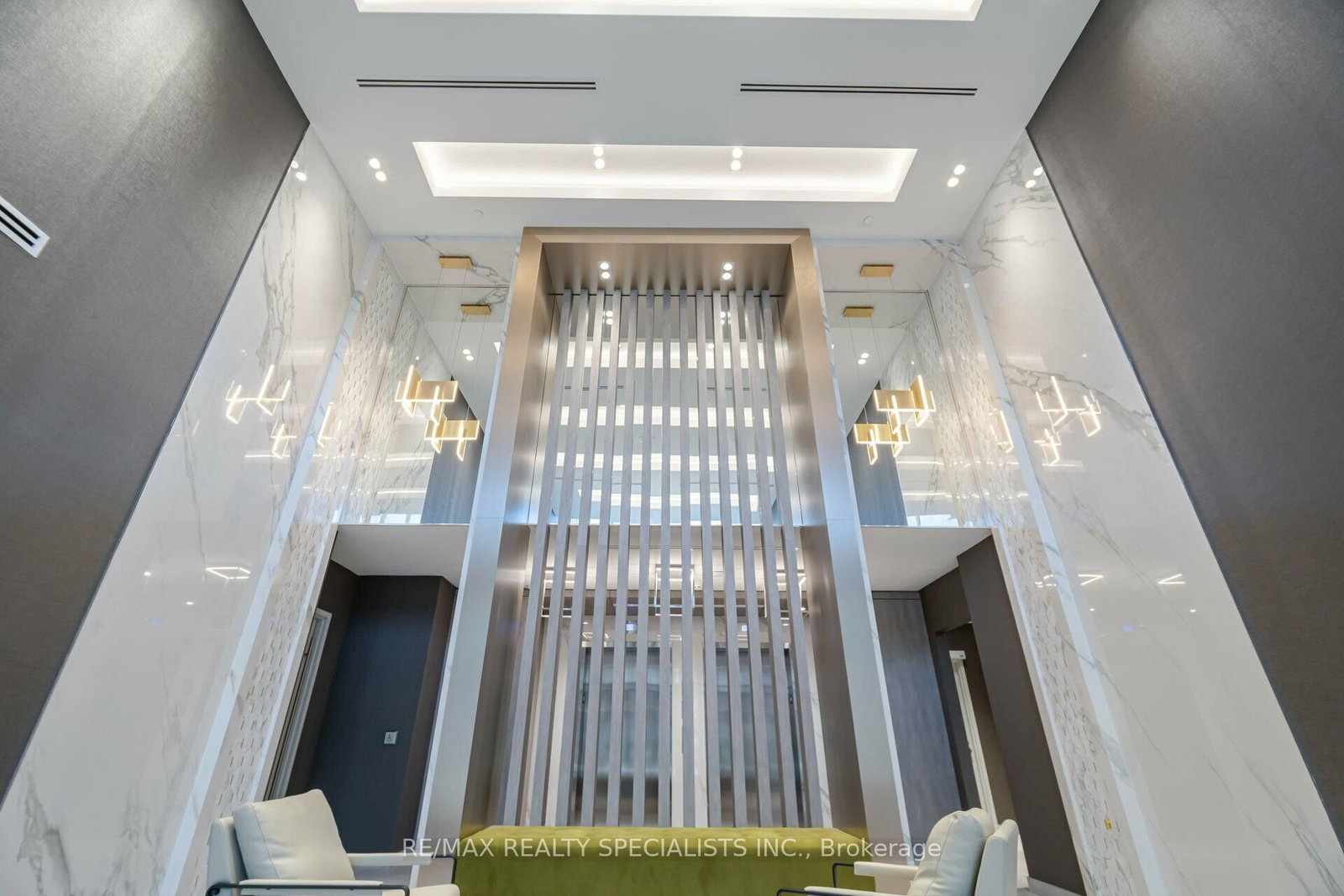 Condo for sale at 703-415 Main Street, Hamilton, Ontario, L8P 1K5 - Kirkendall - MLS: X12828682