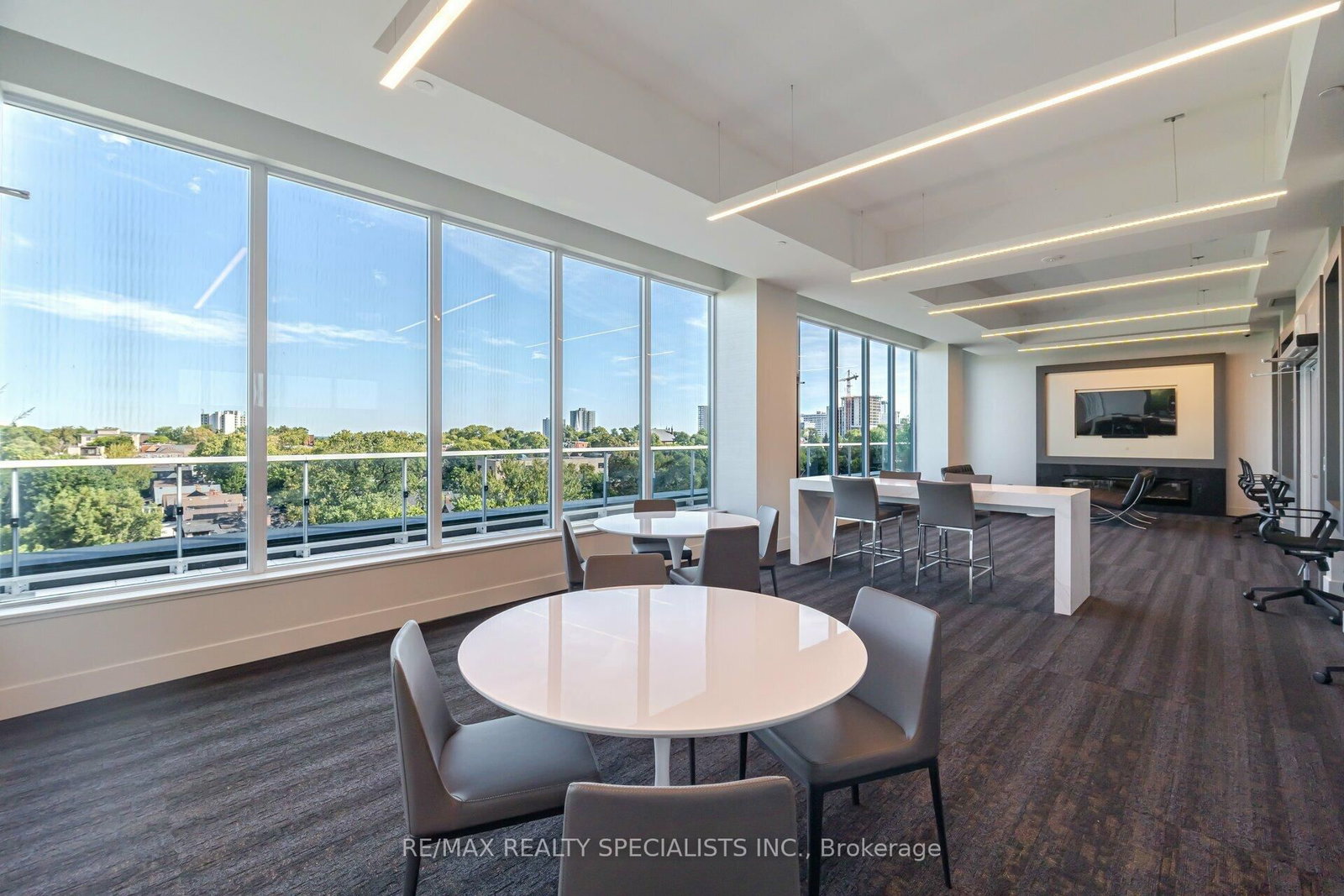 Condo for sale at 703-415 Main Street, Hamilton, Ontario, L8P 1K5 - Kirkendall - MLS: X12828682