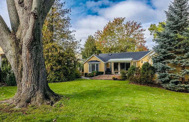 282 Gate St, Niagara-on-the-Lake, L0S 1J0 | Image 2