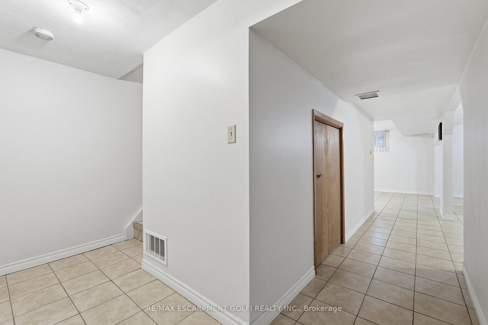 Detached House for sale at 1894 Main Street, Hamilton, Ontario, L8H 1G5 - McQuesten - MLS: X12828726