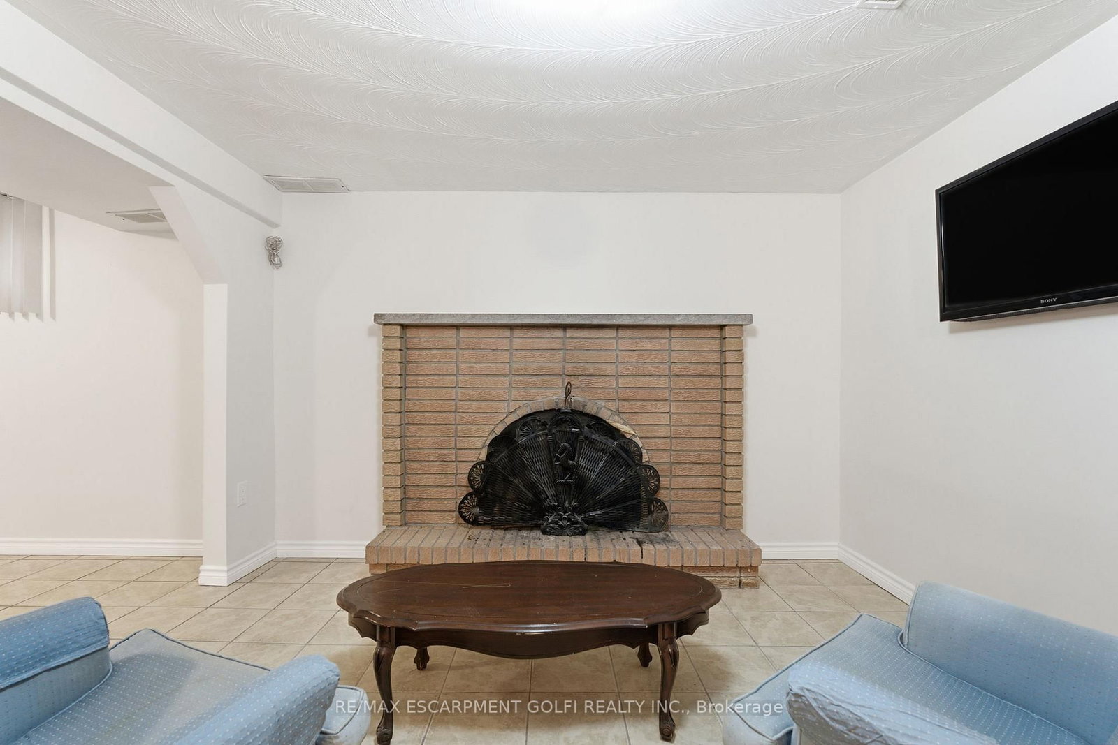 Detached House for sale at 1894 Main Street, Hamilton, Ontario, L8H 1G5 - McQuesten - MLS: X12828726