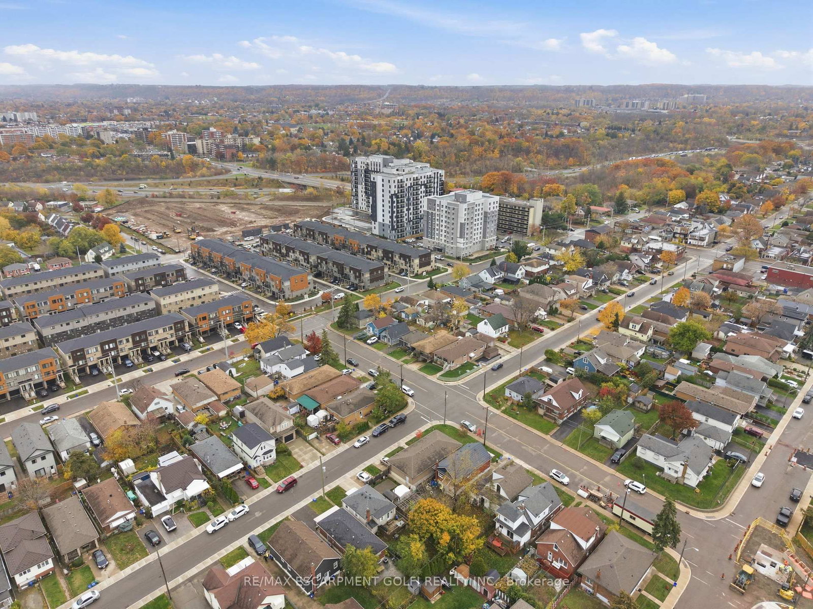 Detached House for sale at 1894 Main Street, Hamilton, Ontario, L8H 1G5 - McQuesten - MLS: X12828726