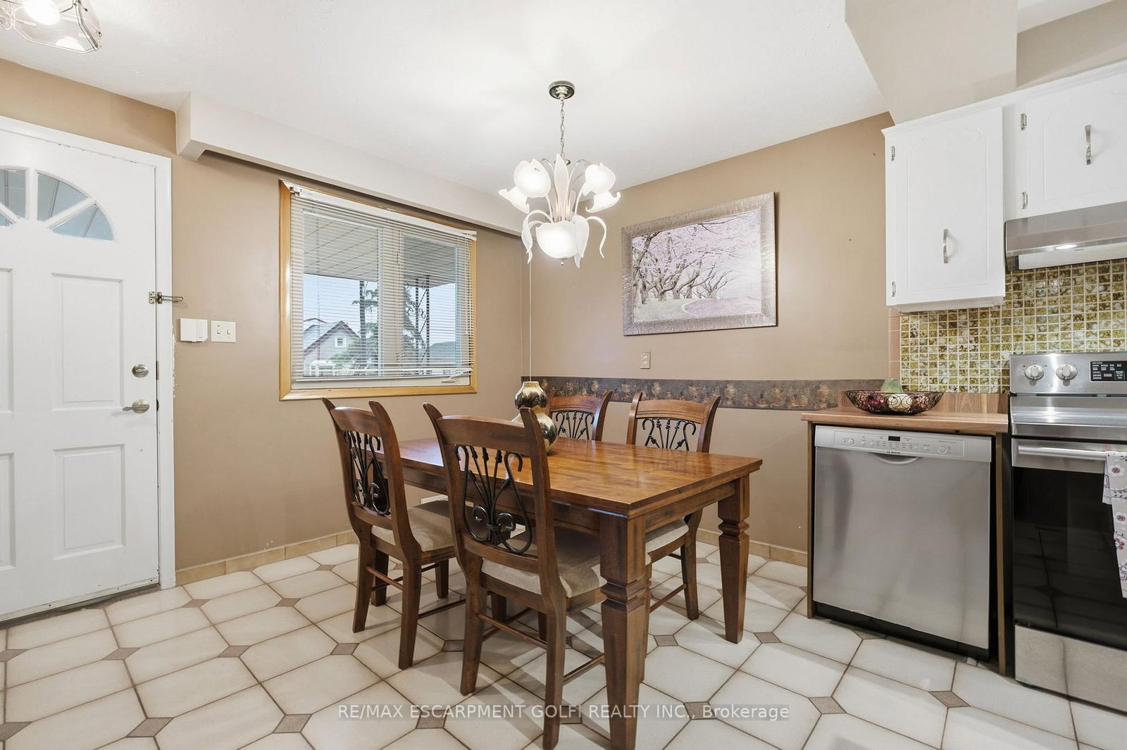 Detached House for sale at 1894 Main Street, Hamilton, Ontario, L8H 1G5 - McQuesten - MLS: X12828726