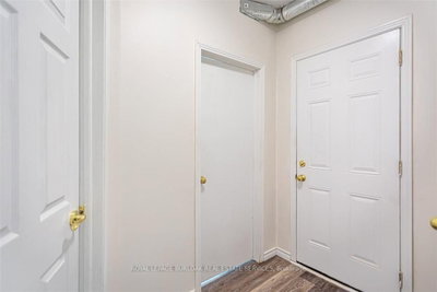 2712 Upper James Street • Hamilton, ON photo 4