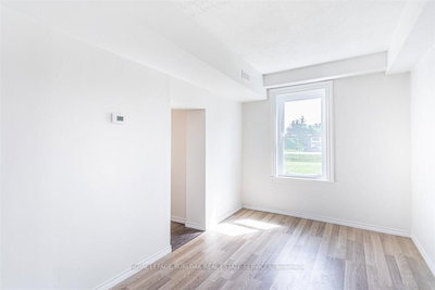 2712 Upper James Street • Hamilton, ON photo 5