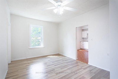 2712 Upper James Street • Hamilton, ON photo 9