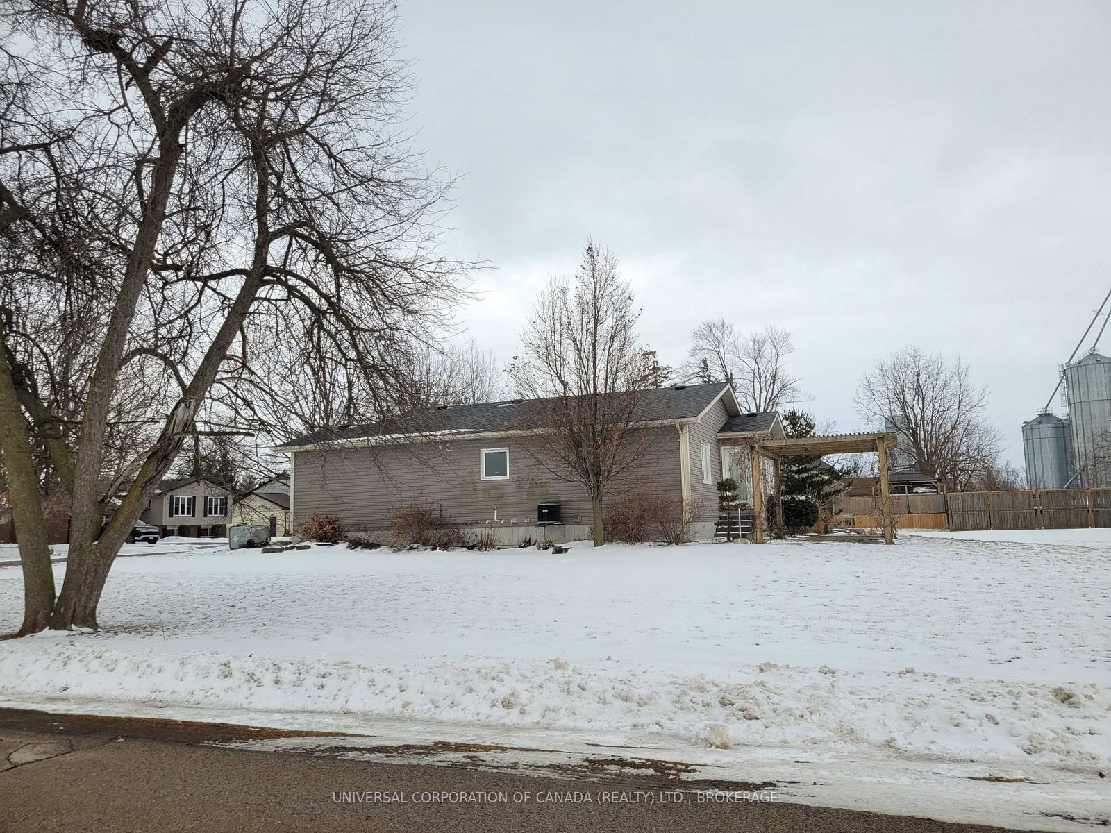Listing Image 22