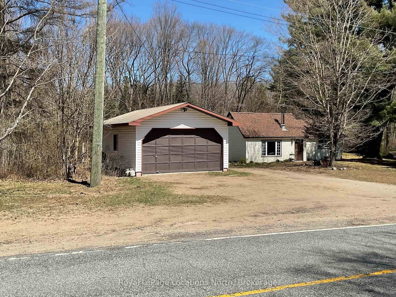 2843 592 Highway • Perry, ON photo 11