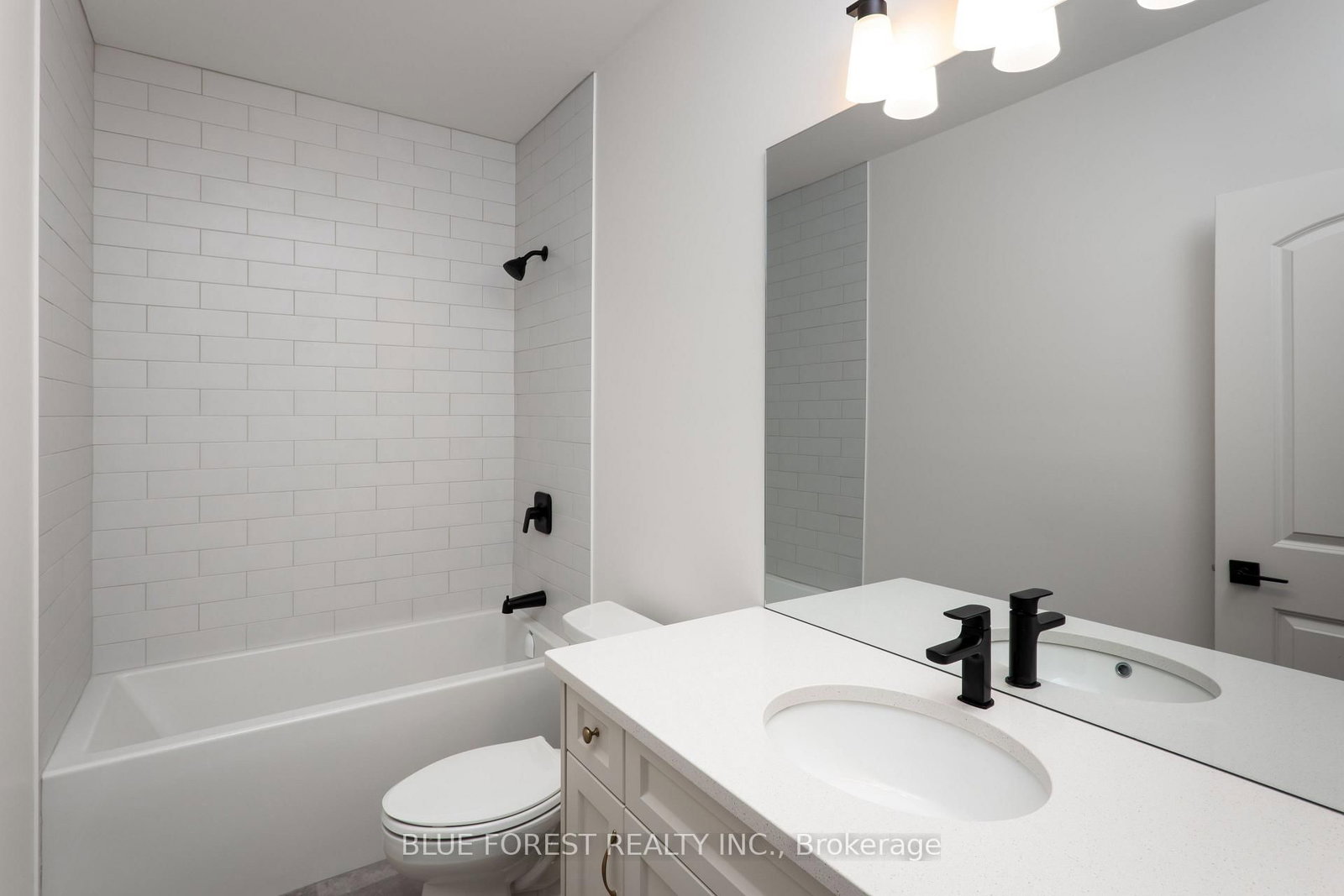 279 Boardwalk Way • #4 • Thames Centre, ON photo 14