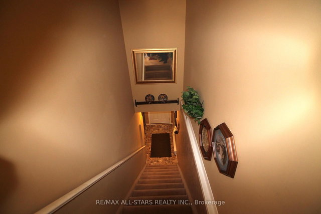 3 - 73 Lywood Street