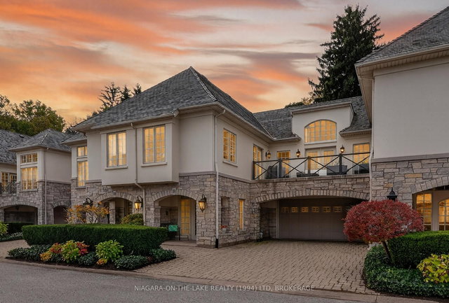 9 - 222 Ricardo Street