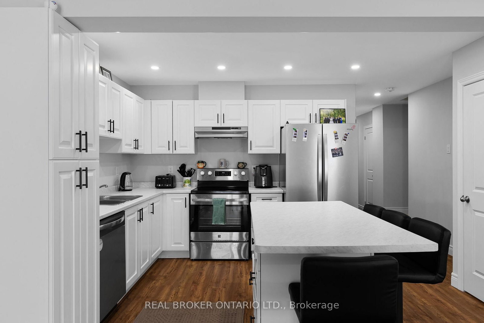 Townhouse for sale at 3 Mcconnell Crescent, Bracebridge, Ontario, P1L 0N7 - Macaulay - MLS: X12829738