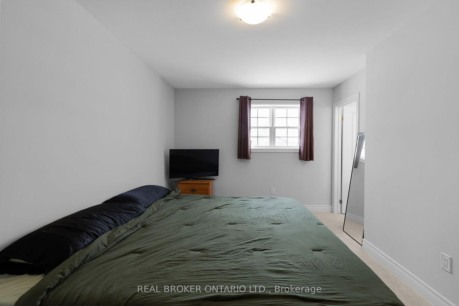 Townhouse for sale at 3 Mcconnell Crescent, Bracebridge, Ontario, P1L 0N7 - Macaulay - MLS: X12829738