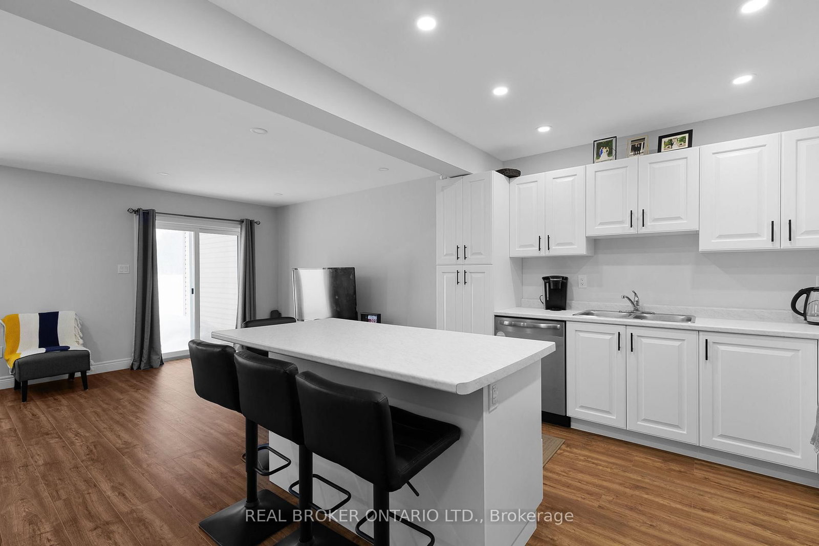 Townhouse for sale at 3 Mcconnell Crescent, Bracebridge, Ontario, P1L 0N7 - Macaulay - MLS: X12829738