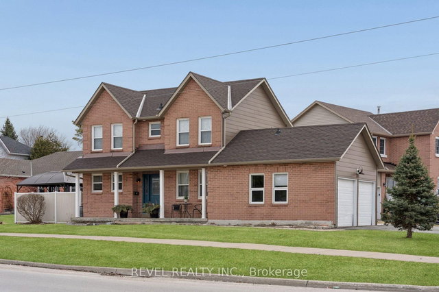 284 Victoria Avenue N