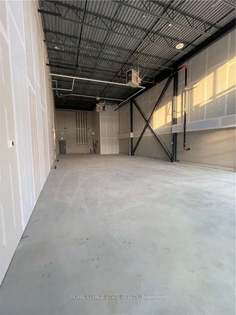 24 Ditton Drive, Unit 1 - Photo 3