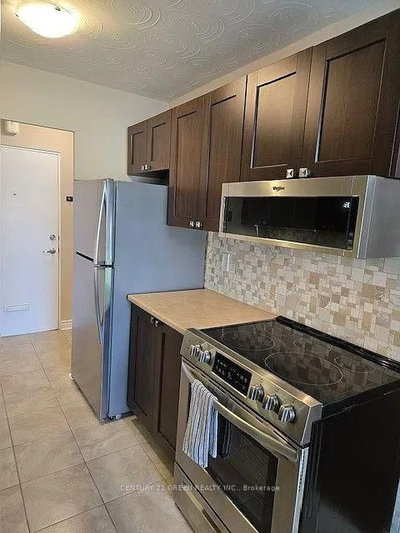 Condo leased at 107-485 Thorold Road, Welland, Ontario, L3C 3X1 - Prince Charles - MLS: X12829854