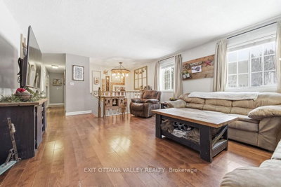 16 Heritage Drive • Petawawa, ON photo 6